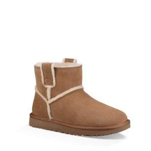 UGG Boots | Classic Mini Spill Seam Boots